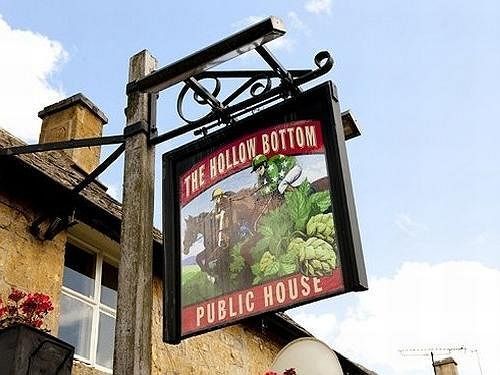 The Hollow Bottom Guiting Power 외부 사진